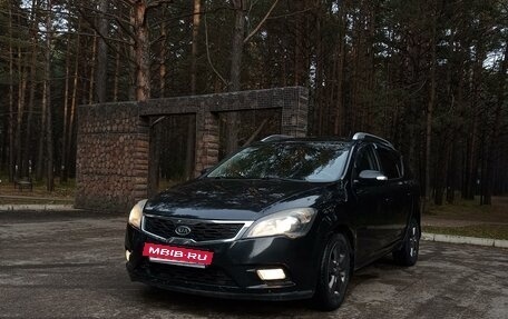 KIA cee'd I рестайлинг, 2011 год, 885 000 рублей, 2 фотография