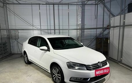 Volkswagen Passat B7, 2012 год, 949 000 рублей, 3 фотография