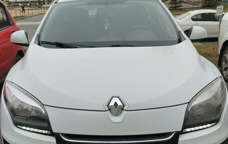 Renault Megane III, 2013 год, 870 000 рублей, 2 фотография