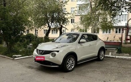 Nissan Juke II, 2011 год, 1 350 000 рублей, 2 фотография