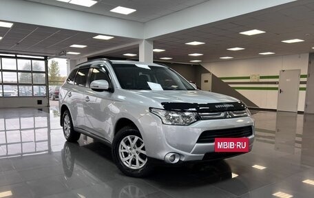 Mitsubishi Outlander III рестайлинг 3, 2013 год, 1 695 000 рублей, 5 фотография