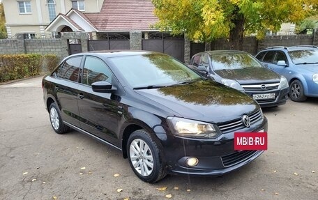 Volkswagen Polo VI (EU Market), 2013 год, 938 000 рублей, 4 фотография