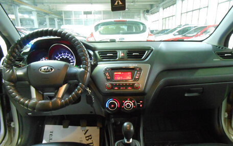 KIA Rio III рестайлинг, 2013 год, 975 000 рублей, 9 фотография