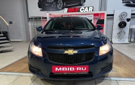 Chevrolet Cruze II, 2011 год, 649 000 рублей, 3 фотография