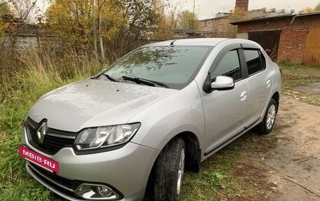 Renault Logan II, 2014 год, 755 000 рублей, 14 фотография