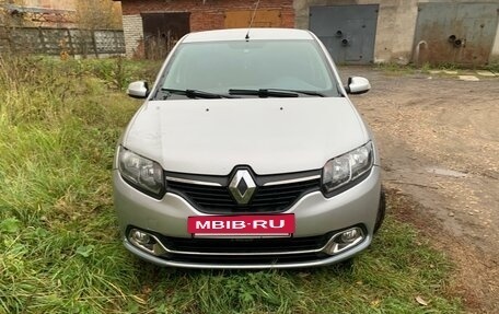 Renault Logan II, 2014 год, 755 000 рублей, 13 фотография