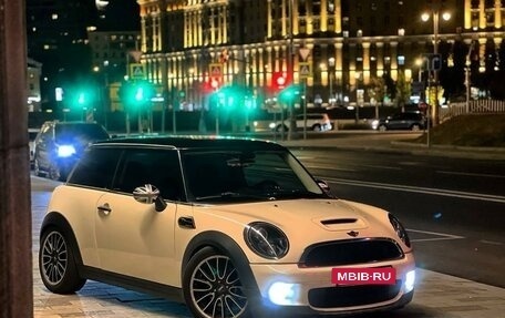 MINI Hatch, 2009 год, 1 250 000 рублей, 6 фотография