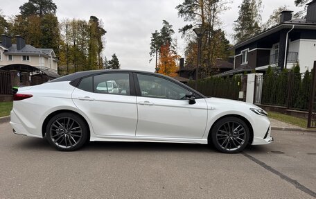 Toyota Camry, 2024 год, 5 800 000 рублей, 2 фотография