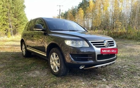 Volkswagen Touareg III, 2008 год, 1 350 000 рублей, 2 фотография