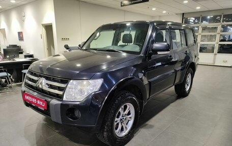 Mitsubishi Pajero IV, 2011 год, 1 599 000 рублей, 1 фотография