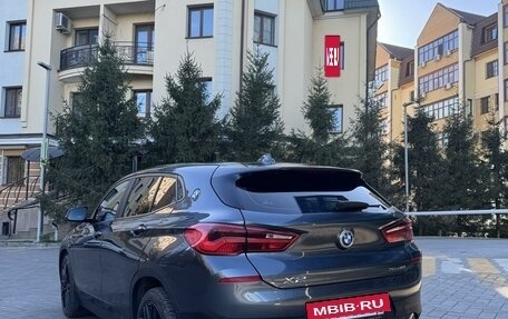 BMW X2, 2018 год, 2 850 000 рублей, 2 фотография