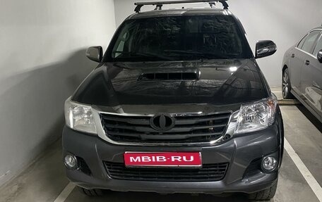 Toyota Hilux VII, 2014 год, 2 700 000 рублей, 1 фотография