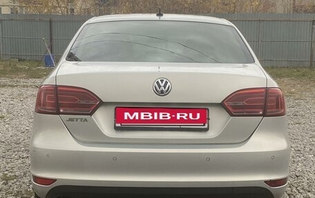 Volkswagen Jetta VI, 2014 год, 1 450 000 рублей, 2 фотография