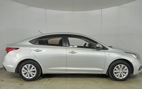 Hyundai Solaris II рестайлинг, 2017 год, 950 000 рублей, 4 фотография