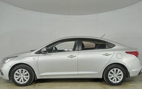 Hyundai Solaris II рестайлинг, 2017 год, 950 000 рублей, 8 фотография