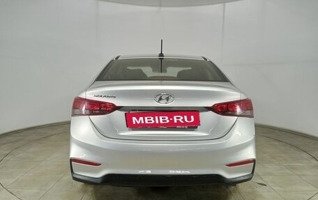 Hyundai Solaris II рестайлинг, 2017 год, 950 000 рублей, 6 фотография