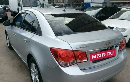 Chevrolet Cruze II, 2011 год, 800 000 рублей, 9 фотография