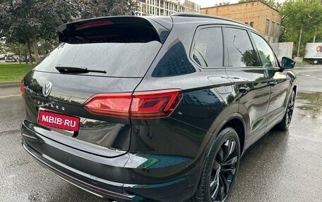 Volkswagen Touareg III, 2019 год, 7 800 000 рублей, 10 фотография