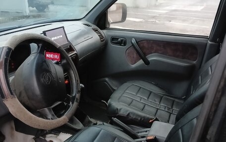 Nissan Terrano II рестайлинг, 1998 год, 430 000 рублей, 11 фотография