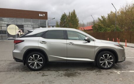 Lexus RX IV рестайлинг, 2020 год, 6 100 000 рублей, 5 фотография