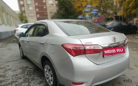 Toyota Corolla, 2013 год, 1 300 000 рублей, 6 фотография