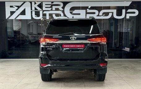 Toyota Fortuner II, 2018 год, 3 000 000 рублей, 8 фотография