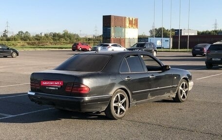 Mercedes-Benz E-Класс, 1998 год, 450 000 рублей, 5 фотография