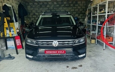 Volkswagen Tiguan II, 2017 год, 2 400 000 рублей, 1 фотография