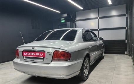 Hyundai Sonata IV рестайлинг, 2004 год, 395 000 рублей, 4 фотография