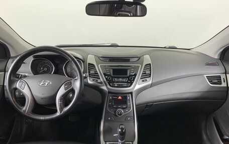 Hyundai Elantra V, 2015 год, 1 460 000 рублей, 13 фотография