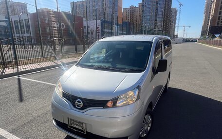 Nissan NV200, 2017 год, 1 850 000 рублей, 2 фотография