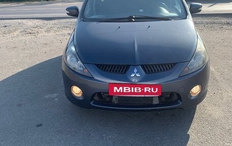 Mitsubishi Grandis, 2005 год, 1 000 000 рублей, 3 фотография