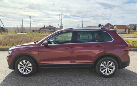 Volkswagen Tiguan II, 2017 год, 2 200 000 рублей, 3 фотография