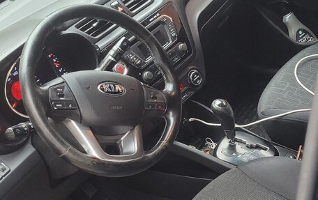 KIA Rio III рестайлинг, 2013 год, 1 050 000 рублей, 4 фотография