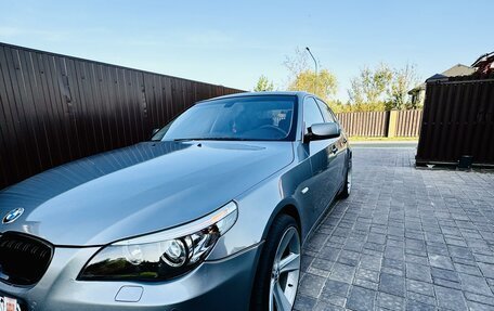 BMW 5 серия, 2003 год, 1 060 000 рублей, 2 фотография