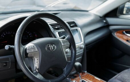 Toyota Camry, 2011 год, 1 470 000 рублей, 10 фотография