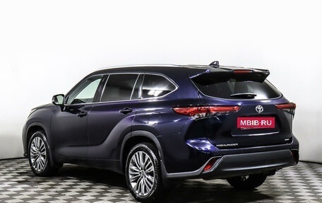 Toyota Highlander, 2021 год, 5 197 000 рублей, 7 фотография