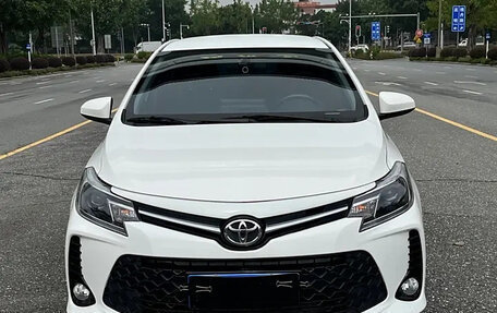 Toyota Vios III, 2022 год, 1 350 222 рублей, 2 фотография