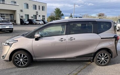 Toyota Sienta II, 2020 год, 1 392 000 рублей, 2 фотография