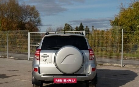 Toyota RAV4, 2011 год, 1 890 000 рублей, 22 фотография