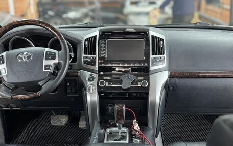 Toyota Land Cruiser 200, 2012 год, 4 150 000 рублей, 9 фотография