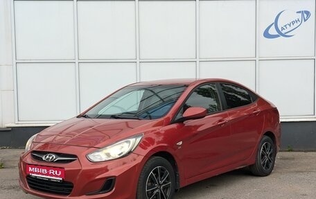 Hyundai Solaris II рестайлинг, 2011 год, 900 000 рублей, 2 фотография