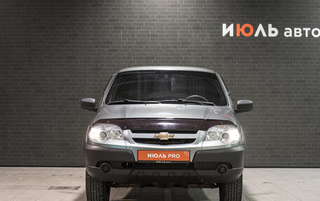 Chevrolet Niva I рестайлинг, 2016 год, 825 000 рублей, 2 фотография