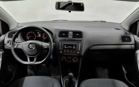 Volkswagen Polo VI (EU Market), 2016 год, 858 000 рублей, 6 фотография