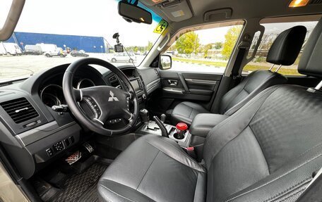 Mitsubishi Pajero IV, 2012 год, 2 750 000 рублей, 16 фотография