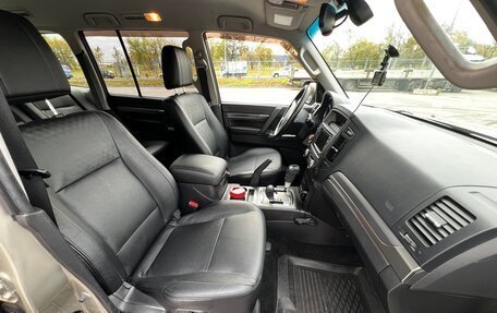 Mitsubishi Pajero IV, 2012 год, 2 750 000 рублей, 18 фотография