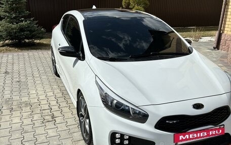 KIA cee'd GT II, 2017 год, 1 680 000 рублей, 4 фотография