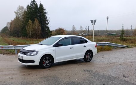 Volkswagen Polo VI (EU Market), 2012 год, 600 000 рублей, 4 фотография