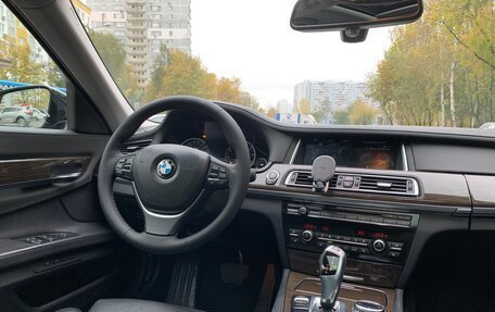 BMW 7 серия, 2013 год, 1 950 000 рублей, 19 фотография