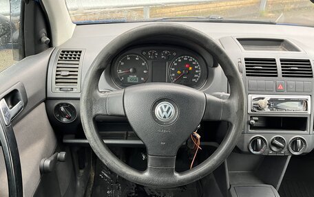 Volkswagen Polo IV рестайлинг, 2007 год, 298 000 рублей, 6 фотография